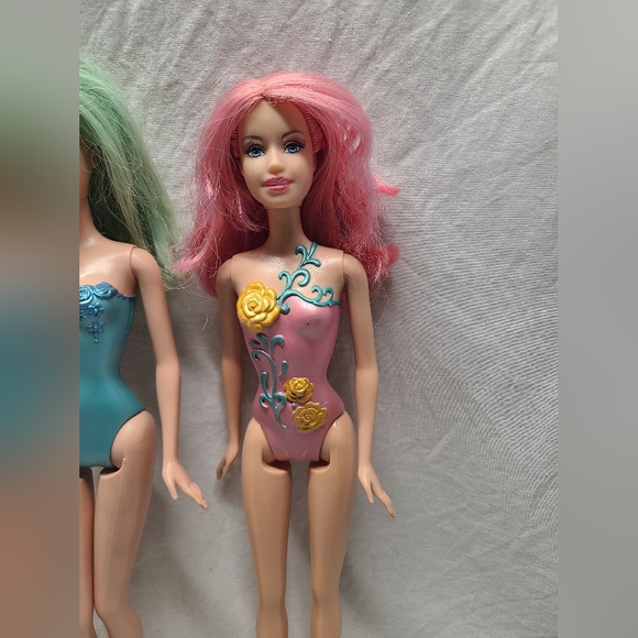 2006 Mattel Barbie Fairytopia Mermaidia Glitter Swirls Plus 2 Extra Dolls- Read - Picture 2 of 16